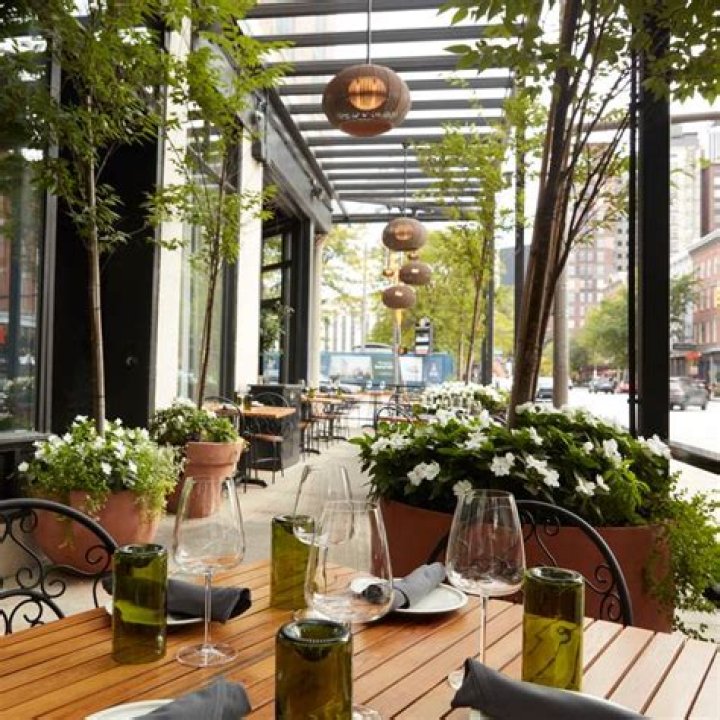 Acqua di Dea: The Essence of Italian Luxury Fragrance