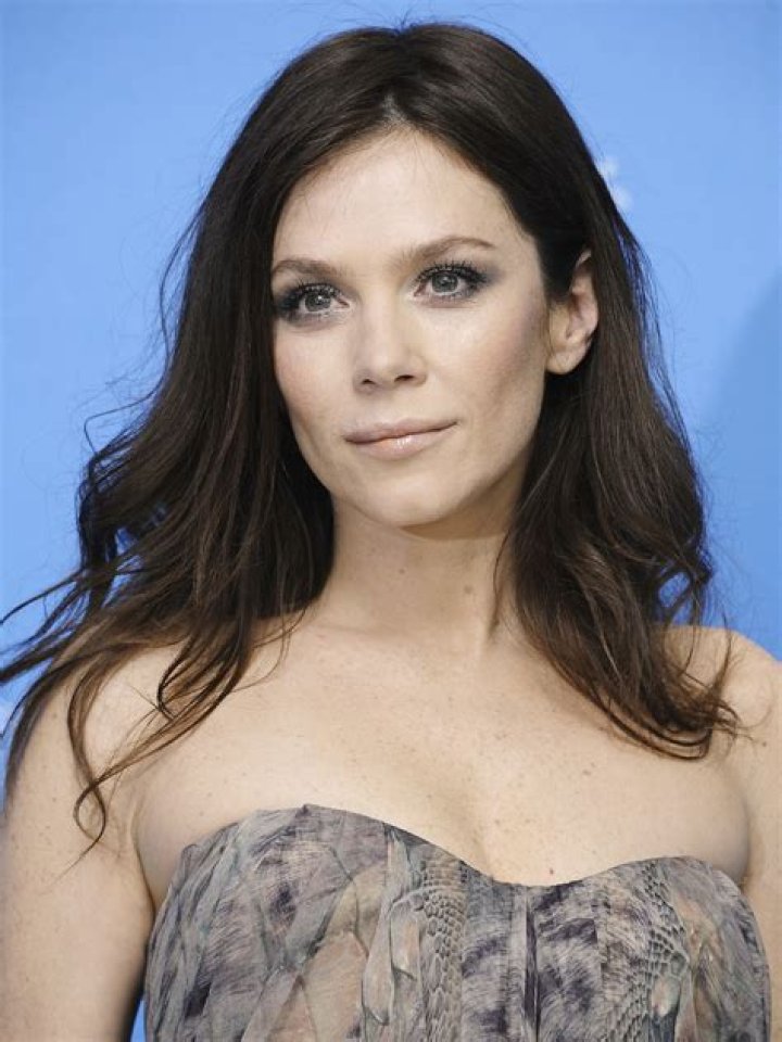 Exploring the Life and Career of Anna Friel: A Talented Actor