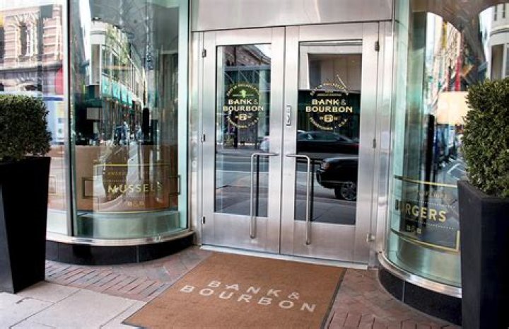 Bank & Bourbon Philadelphia: A Culinary Journey Through Flavor and Tradition
