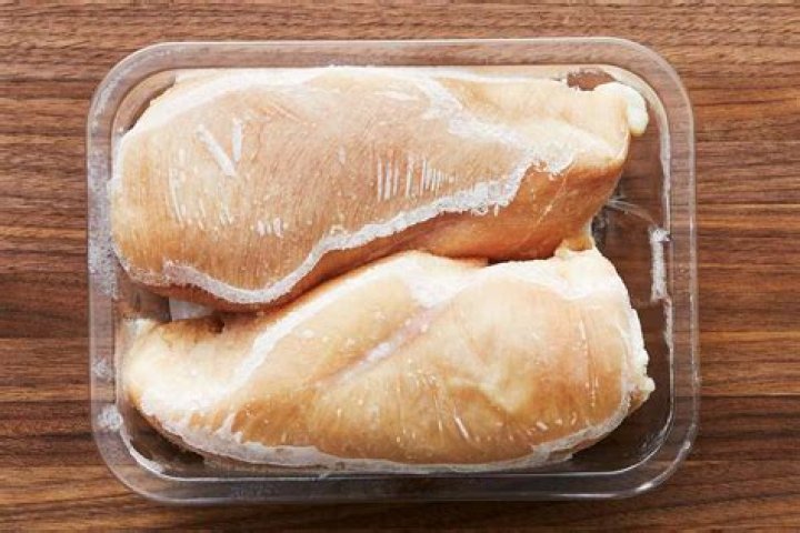 Can you pan fry frozen chicken breast?