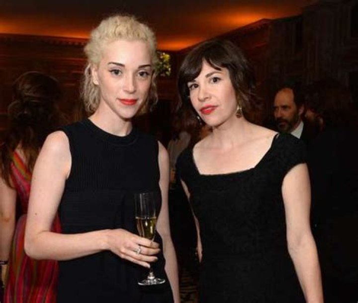 Carrie Brownstein's Girlfriend: A Deep Dive into Her Personal Life
