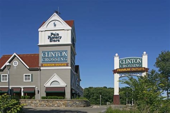Discovering Clinton Outlets: Your Ultimate Guide to Shopping in Clinton, CT