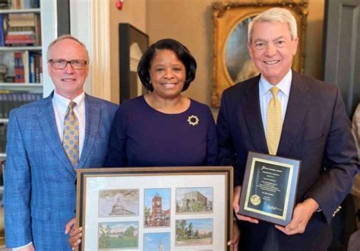 David P. Abney: Former CEO of United Parcel Service