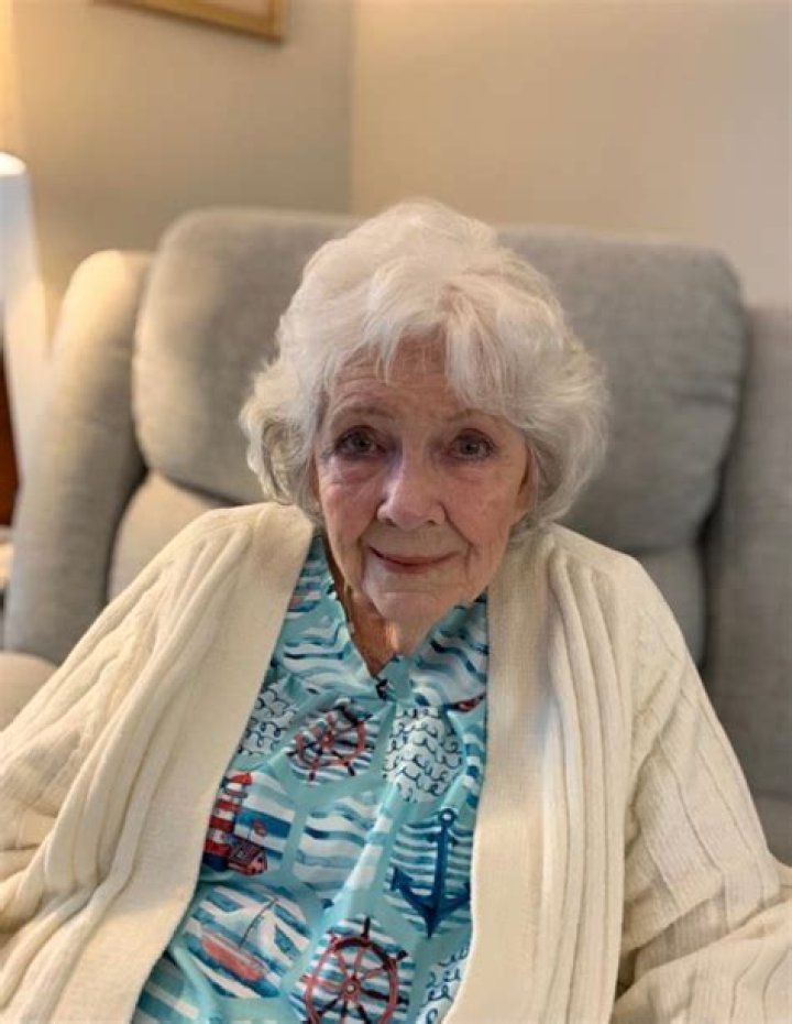 Does everyone end up in a nursing home?