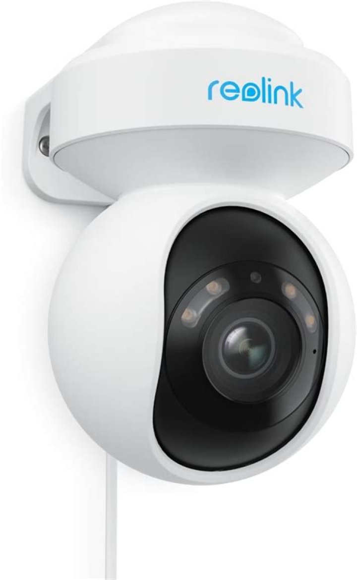How do I access my Reolink camera remotely?