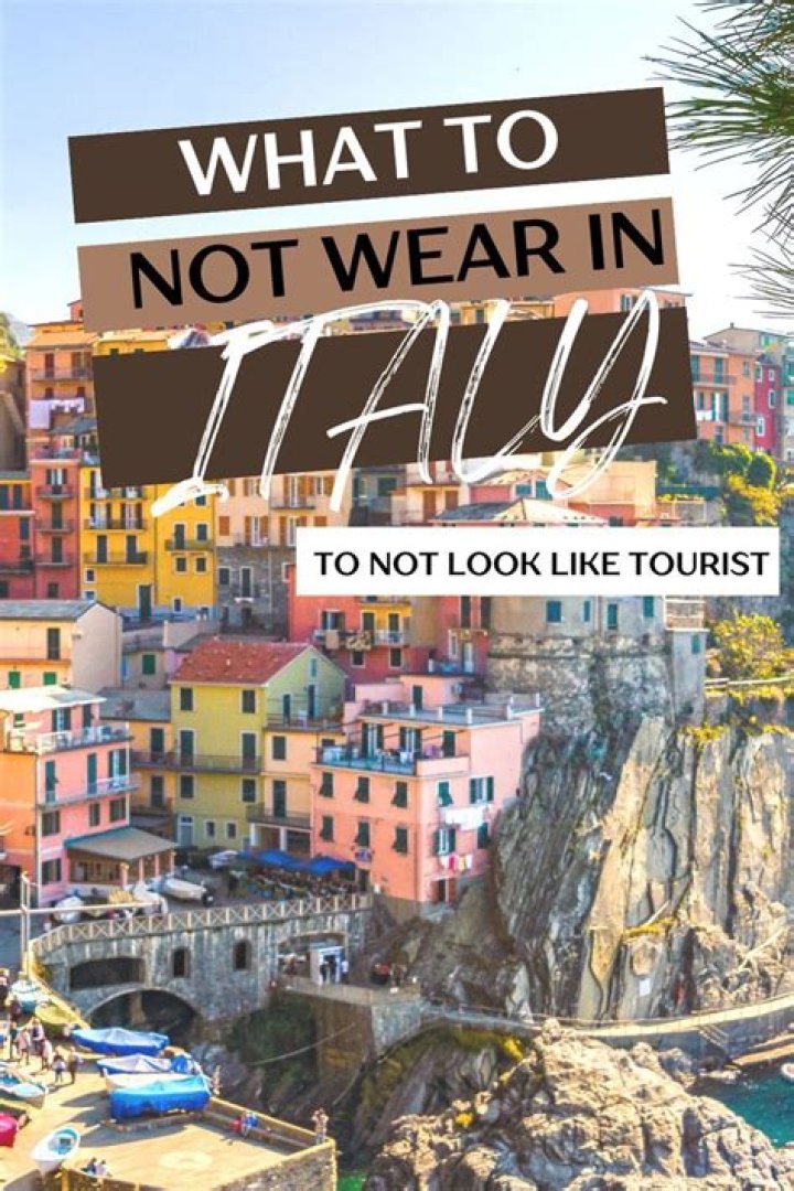 How do I not look like a tourist in Italy?