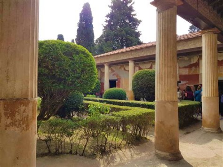 How long should I spend in Pompeii?