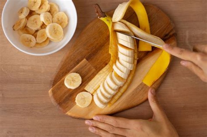 Is banana good for itchy skin?
