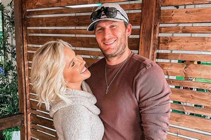 Robert Shiver and Savannah Chrisley: A Deep Dive into Their Lives and Relationship