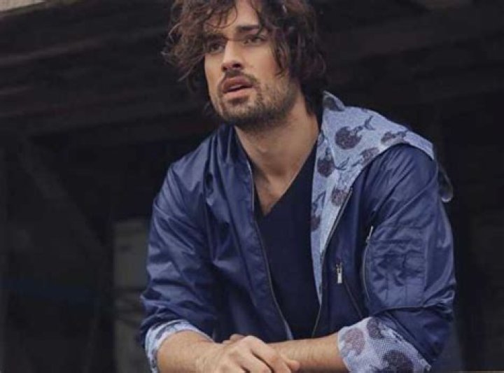 Exploring the Talented Turkish Actor Alp Navruz: A Rising Star in the Entertainment Industry