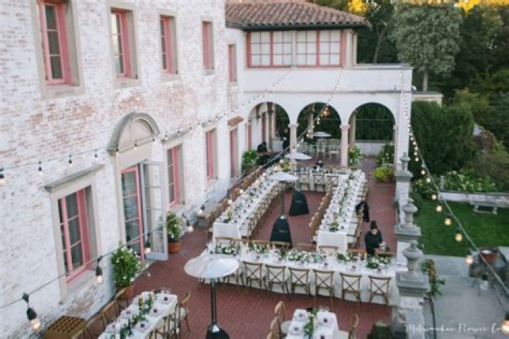 Villa Terrace Museum: A Glimpse into Art and History