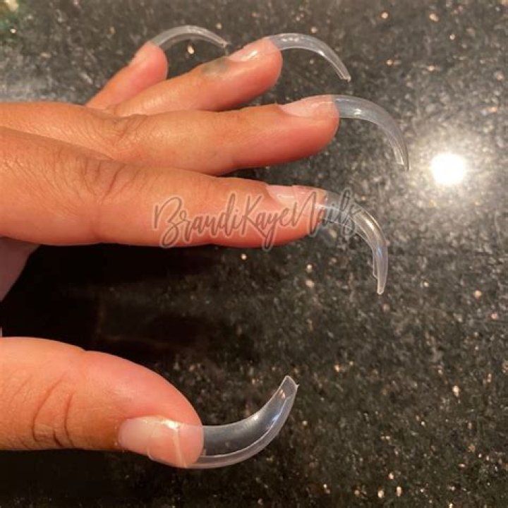 What are C curve nail tips?