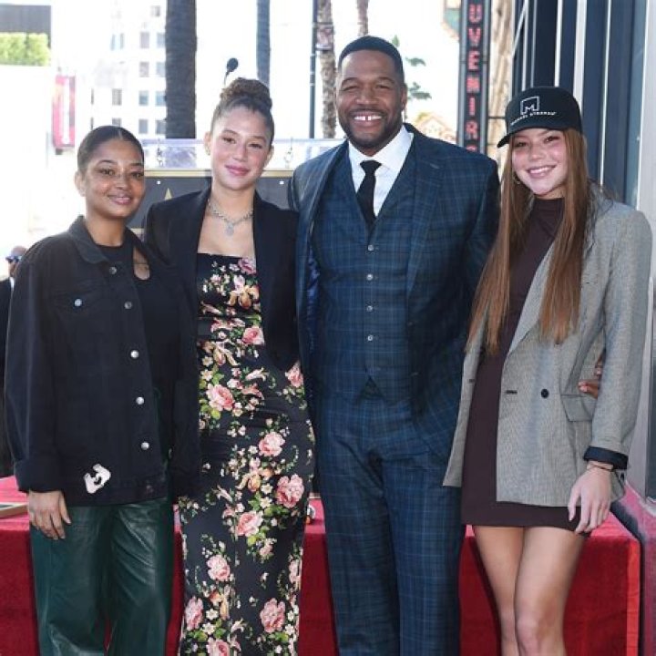 What happened to Michael Strahan's daughter?